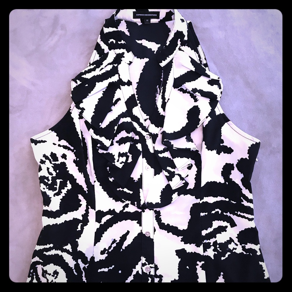 Express Design Studio Sleeveless Halter Blouse